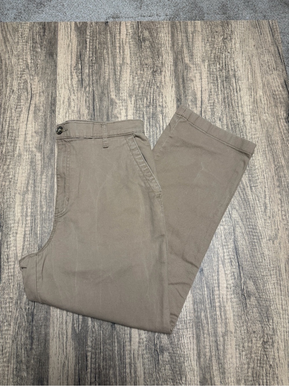 Women’s Casual Chino Pants in Taupe